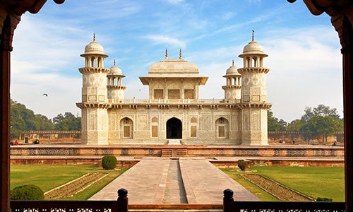 Itimad-ud-daulah-tomb